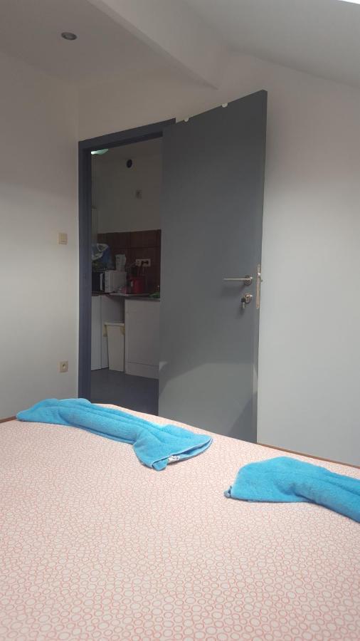 لييج Du Moulin Room المظهر الخارجي الصورة